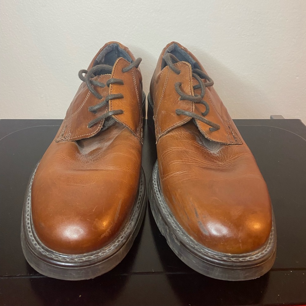 Claiborne Leather Oxford’s